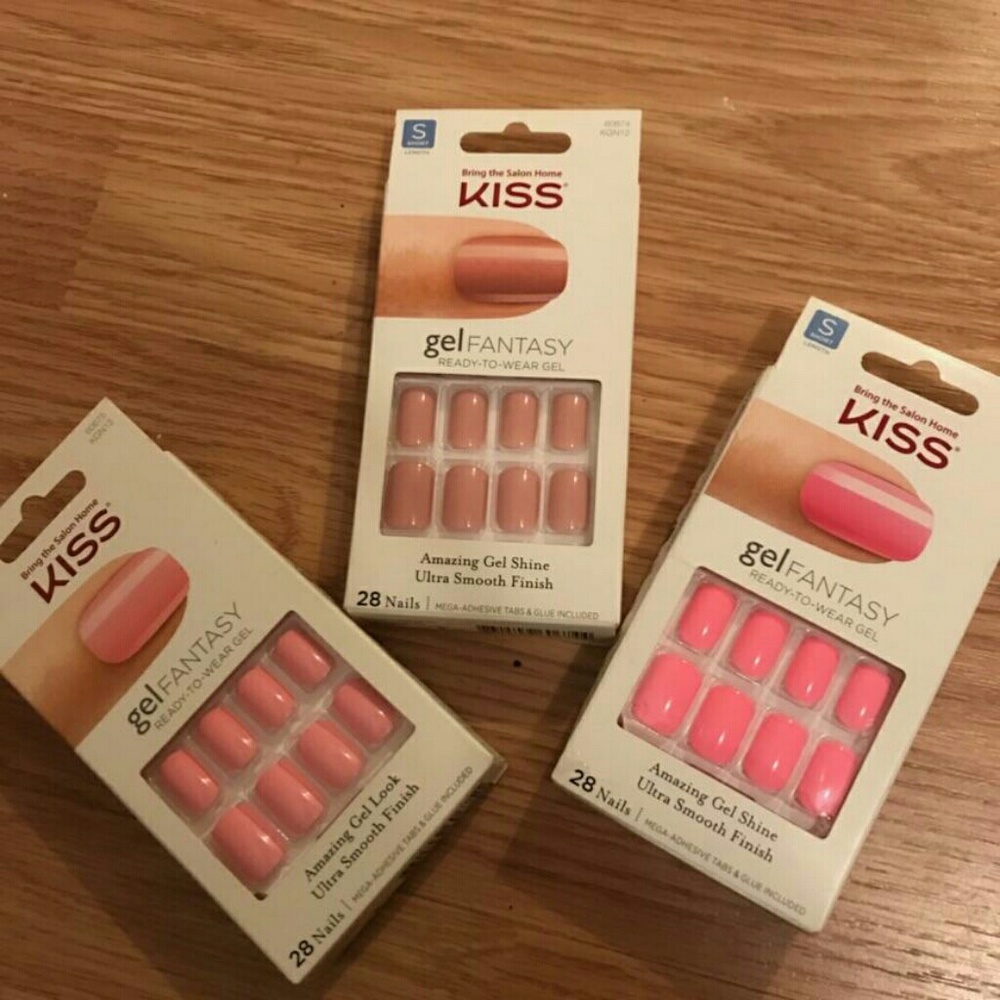 Three brand new Kiss gel adhesive nails